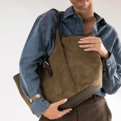 Sac cabas taupe suédé