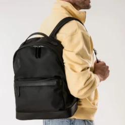 Sac à dos noir nylon