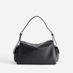 Sac à main noir poches cloutées