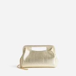 Sac pochette dorée embossage tressé