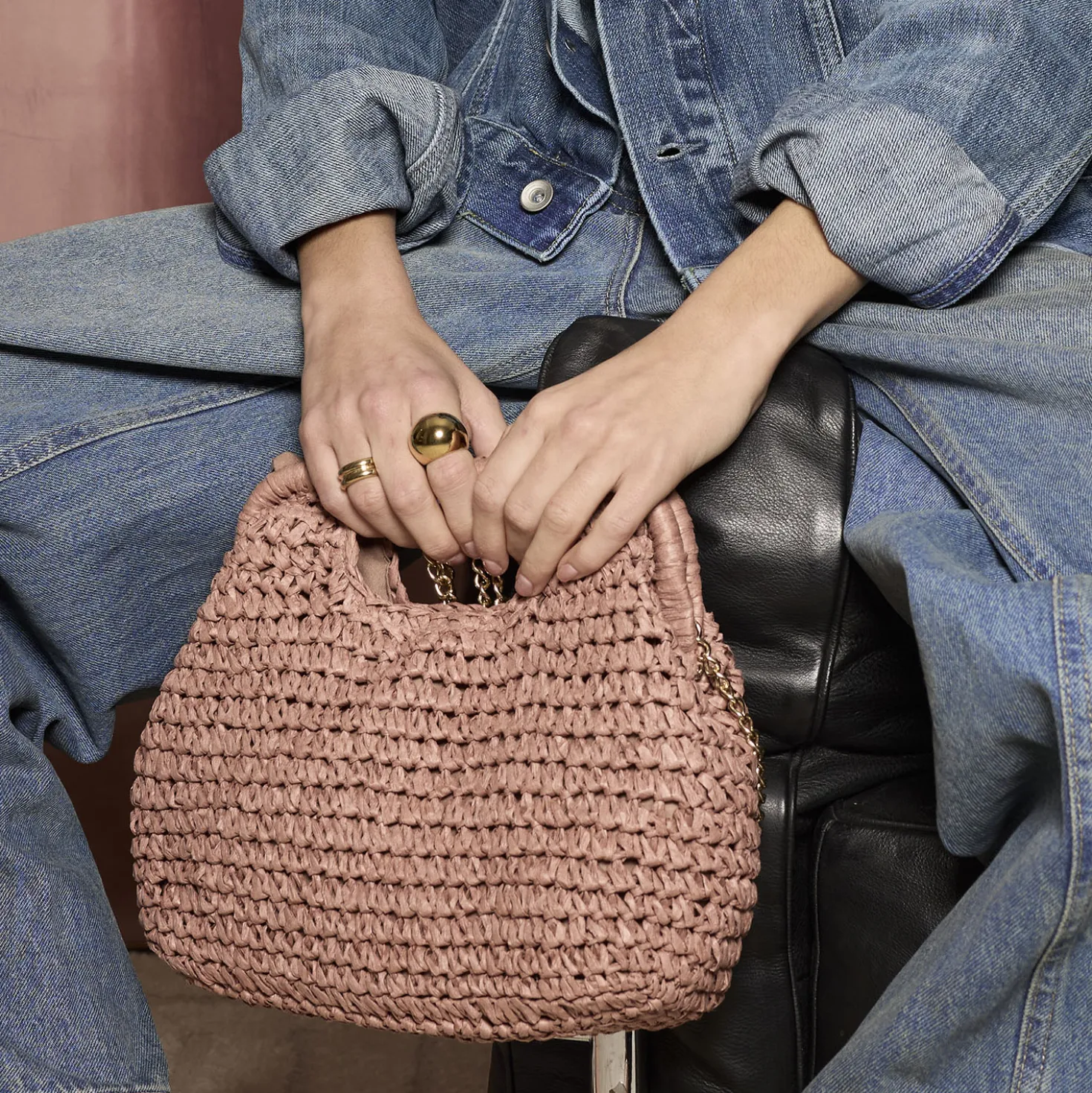 Sac pochette vieux rose tressé