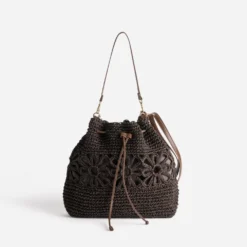 Sac seau marron tressé