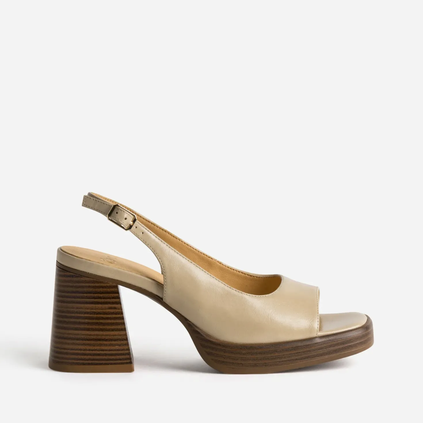 Sandale beige talon flare massif