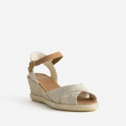 Sandale compensée beige pailleté or éco-conçu