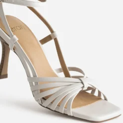 Sandale écru multi brides talon fin