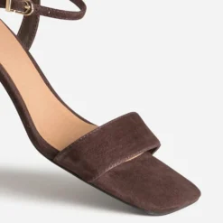 Sandale marron cuir velours