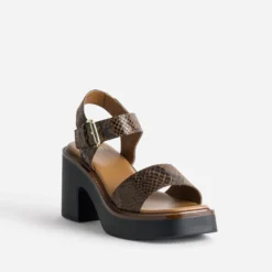 Sandale marron effet python