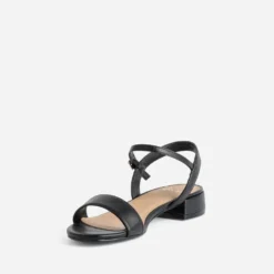 Sandale noire cuir
