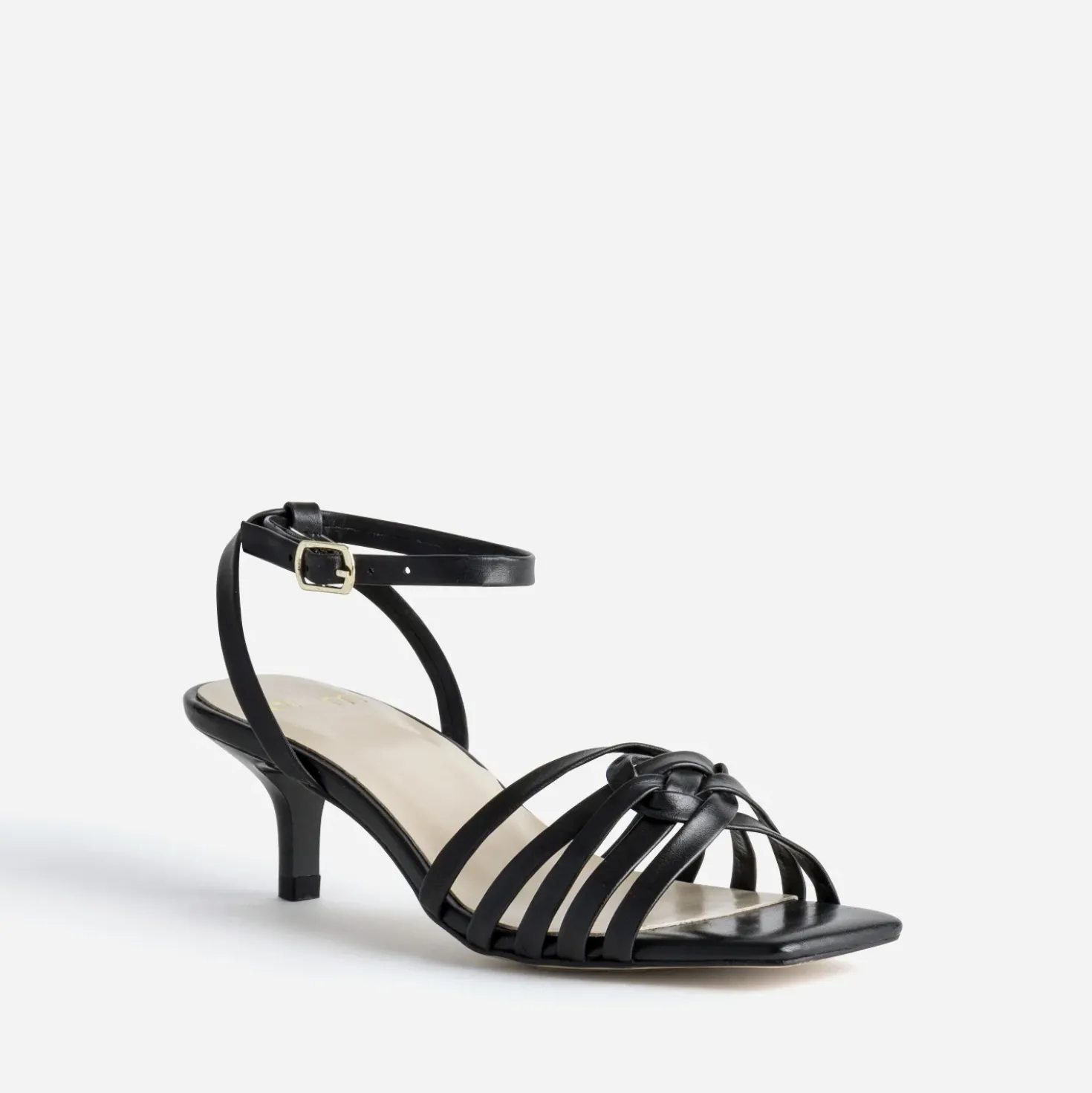 Sandale noire cuir kitten-heel