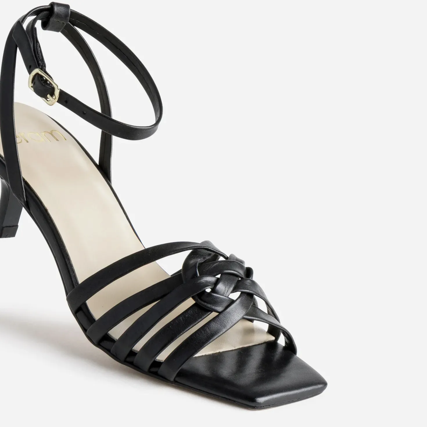 Sandale noire cuir kitten-heel
