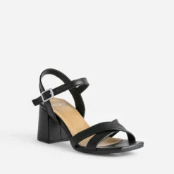 Sandale noire cuir à talon