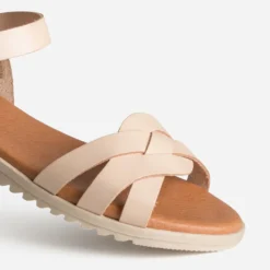 Sandale orange en cuir