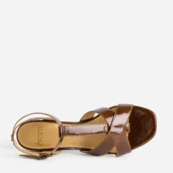Sandale talon marron cuir verni