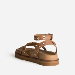 Sandale TEXTO camel cuir à œillets