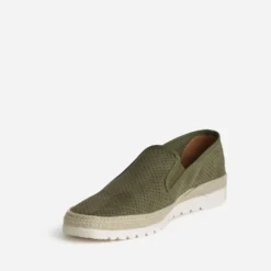 Slip-on kaki en toile perforée
