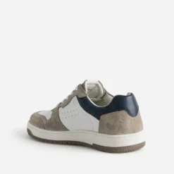 Tennis blanche, beige et marine en cuir