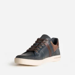 Tennis bleu marine en cuir