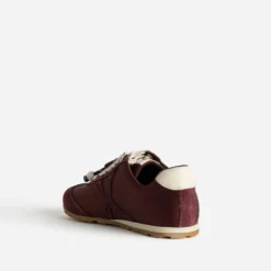 Tennis bordeaux bi-matière décor gri-gri