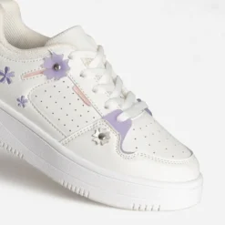 Tennis BUGGY blanche détails fleurs