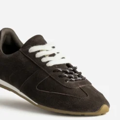 Tennis chocolat cuir velours double lacet