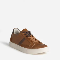 Tennis cognac cuir avec découpes