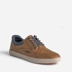 Tennis cognac détail textile chiné