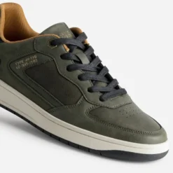 Tennis kaki