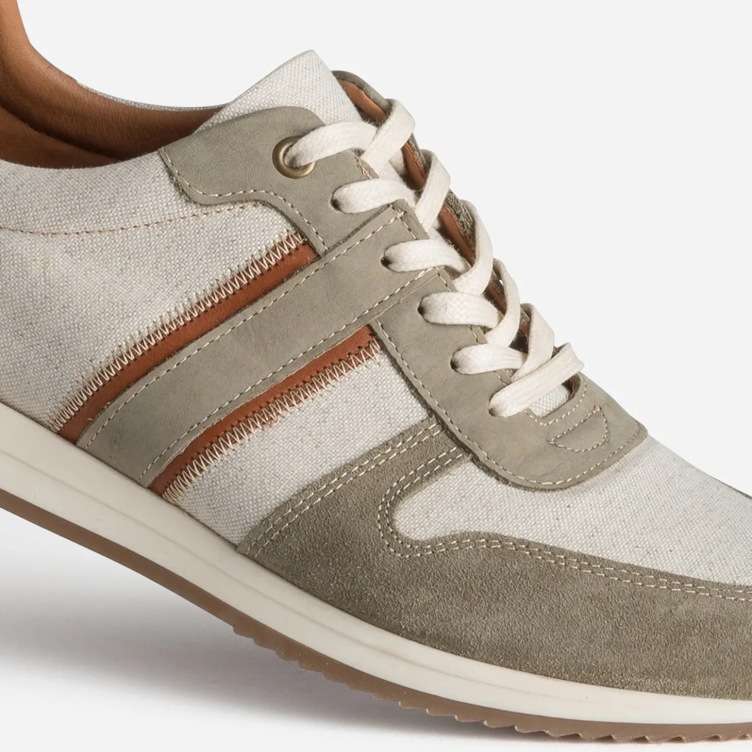 Tennis kaki et marron bi-matière