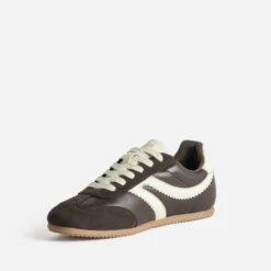 Tennis marron cuir détails écrus