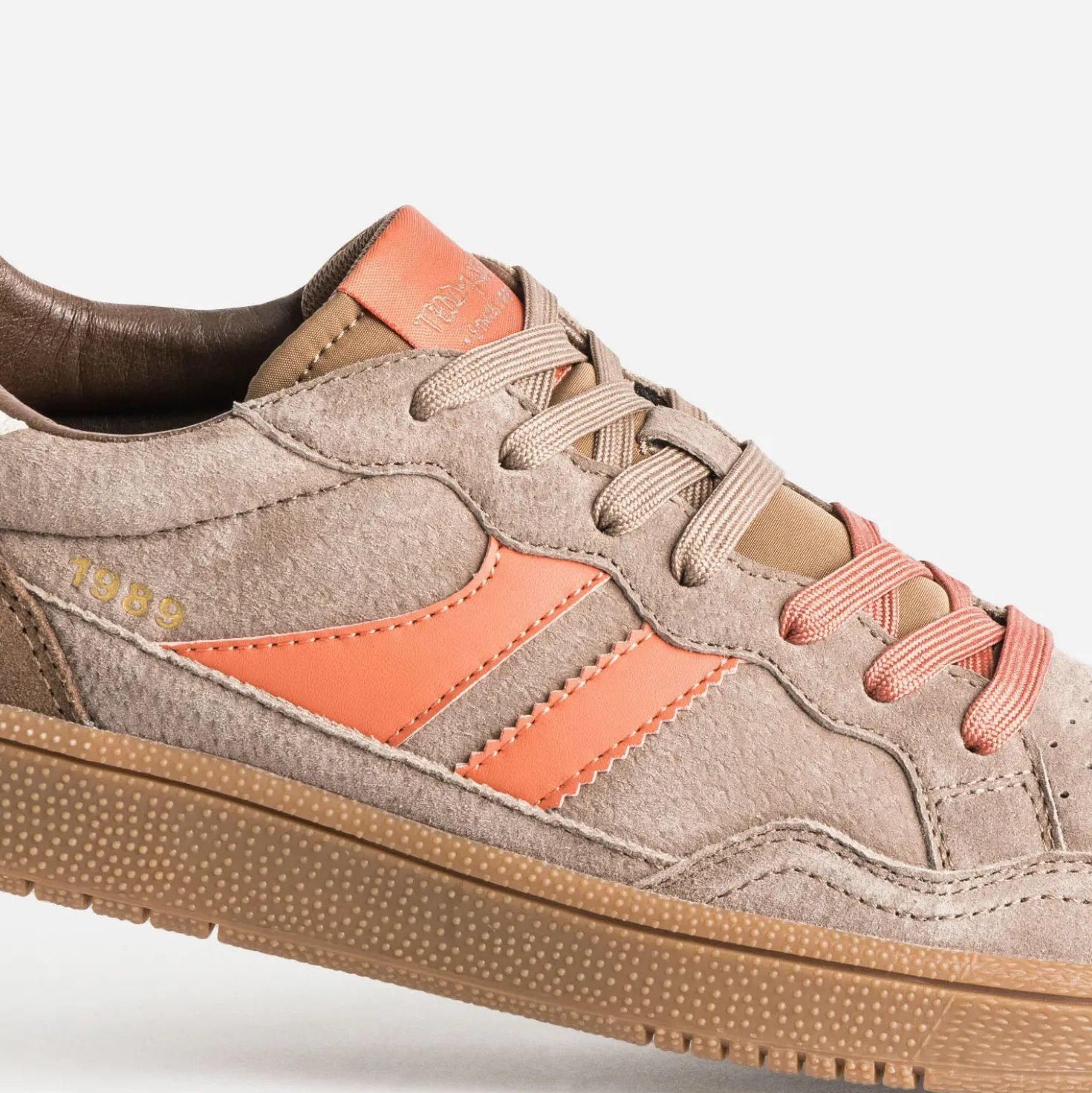 Tennis TEDDY SMITH camel cuir velours détails orange