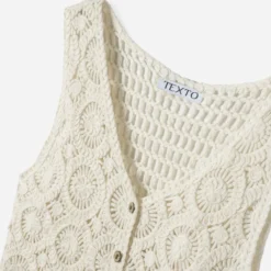 Top beige effet crochet