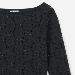 Top TEXTO noir en dentelle